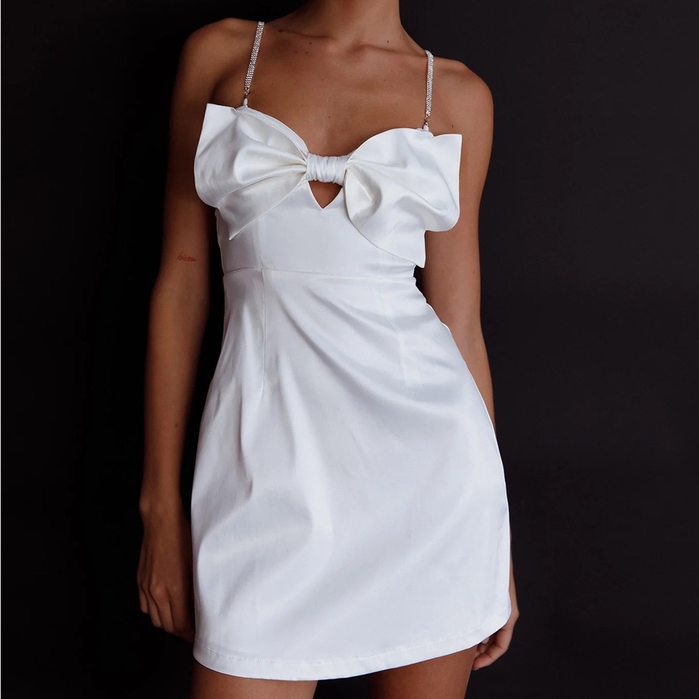 Selfie Leslie Lilly Bow Diamanté Mini Dress